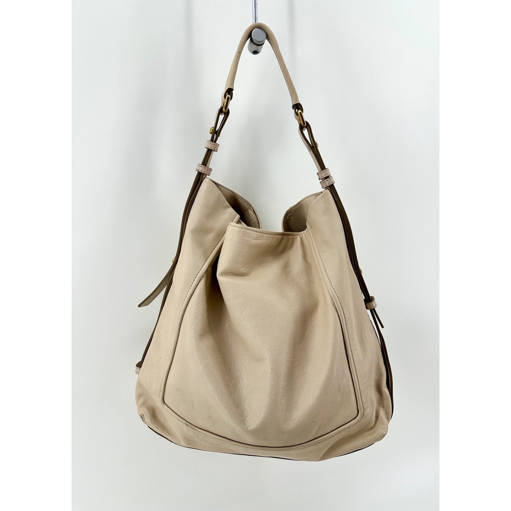 Marc by Marc Jacobs Cream Beige Pebbled Leather Turnlock Hobo Shoulder Bag